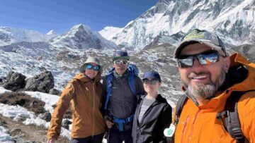 O suceveancă pe acoperișul lumii: Alina Isopescu a urcat pe vârful Imja Tse (6.189 m) din Himalaya