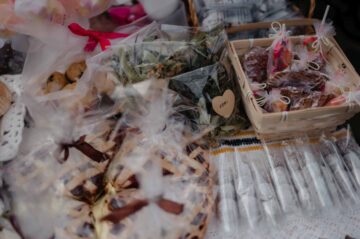 Elevii Școlii Nr. 1 Dumbrăveni s-au solidarizat pentru a sprijini o adolescentă bolnavă