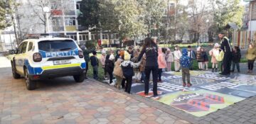 Peste 3.500 de elevi au participat la acțiuni de prevenire a accidentelor, organizate de Poliție