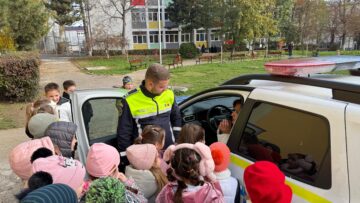 Peste 3.500 de elevi au participat la acțiuni de prevenire a accidentelor, organizate de Poliție
