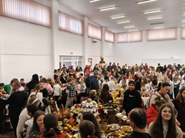 ”Cămara bunicii”, o acțiune care a prins rădăcini la Bănești
