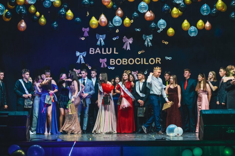 Seară de bal mascat, la Balul Bobocilor de la Colegiul Național Militar „Ștefan cel Mare”
