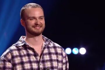 Emilian Ivanovici, din Suceava, student la medicină dentară, a trecut în etapa următoare a concursului „Vocea României” Emilian Ivanovici, din Suceava, student la medicină dentară, a trecut în etapa următoare a concursului „Vocea României”