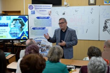 Cei doi vicepreședinți ai Consiliului Județean s-au reîntors, la moment aniversar, în băncile colegiului unde au fost elevi