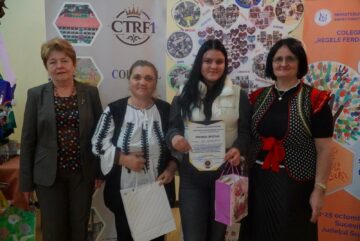 Candele aprinse în palma timpului – lumină și dăruire în inima Bucovinei