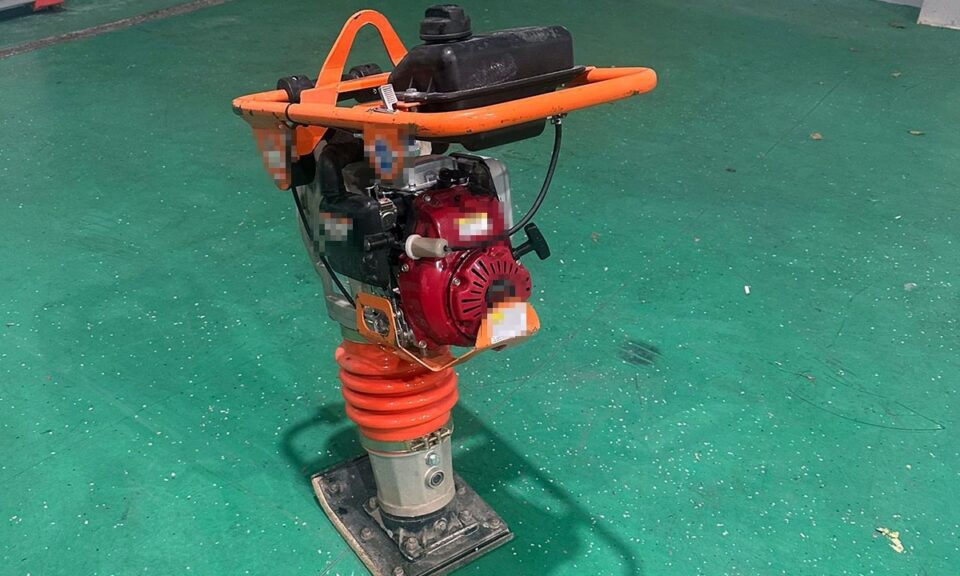 Compactor industrial care figura ca dispărut din Italia, găsit într-o mașină în PTF Siret Compactor industrial care figura ca dispărut din Italia, găsit într-o mașină în PTF Siret
