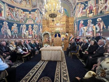 „Nunta de aur” a 24 de familii din Șcheia, celebrată de administrația locală și Biserică