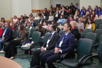 Profesori și elevi ai Colegiului Tehnic de Industrie Alimentară Suceava –  promotori ai excelenței europene în educația din domeniul lactatelor, prin participarea la proiectul AEDIL Dairy CoVE