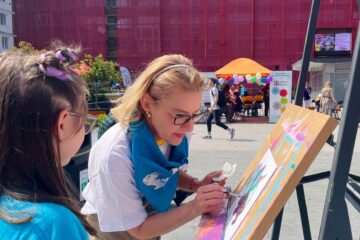 Expoziția „Dascăl și Artist”, la Muzeul Arta Lemnului Expoziția „Dascăl și Artist”, la Muzeul Arta Lemnului