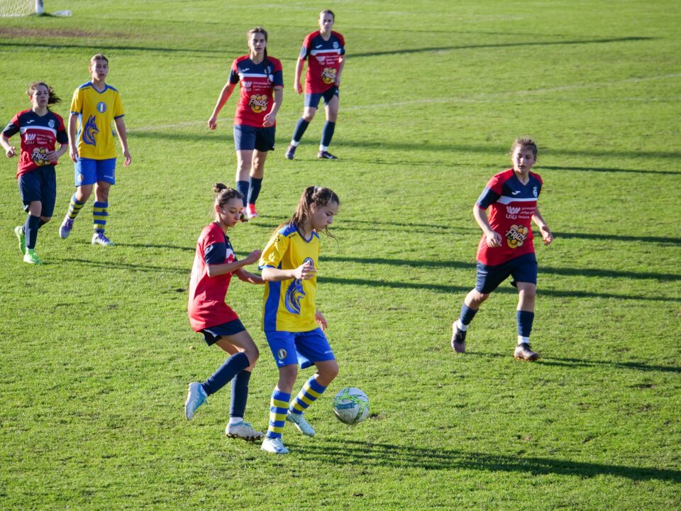 Fotbalistele de la CSU Suceava au mai trecut un tur în Cupa României