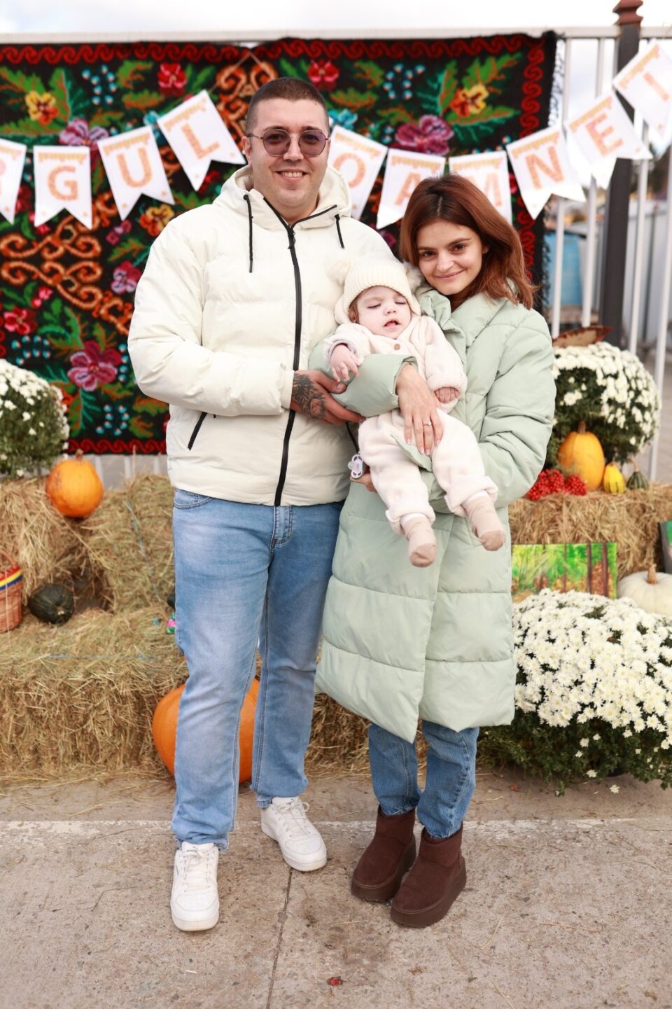 Ava Maria și părinții Ava Maria și părinții