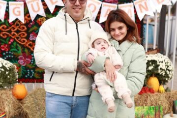 Ava Maria și părinții Ava Maria și părinții