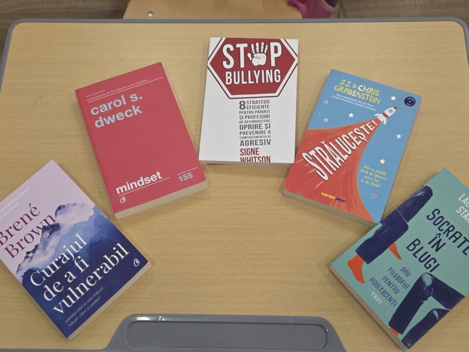 Elevi de la Știrbăț, premiați de Salvați Copiii, pentru lupta împotriva bullyingului