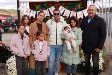 „Târgul Toamnei”, eveniment caritabil organizat de Liceul Tehnologic Moldovița pentru Ava Maria, o fetiță bolnavă