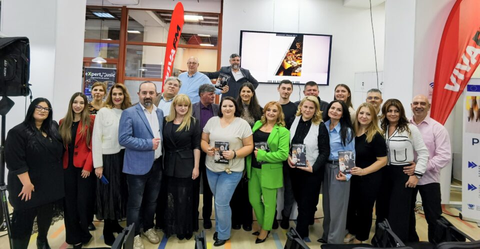 Revista „Pentru localnici”, distribuită gratuit, a ajuns la a 10-a ediție