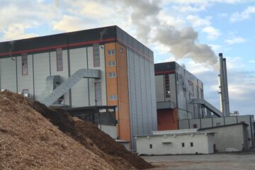 Centrala de termoficare a Sucevei funcționează pe biomasă și produce energie termică în cogenerare cu cea electrică Centrala de termoficare a Sucevei funcționează pe biomasă și produce energie termică în cogenerare cu cea electrică