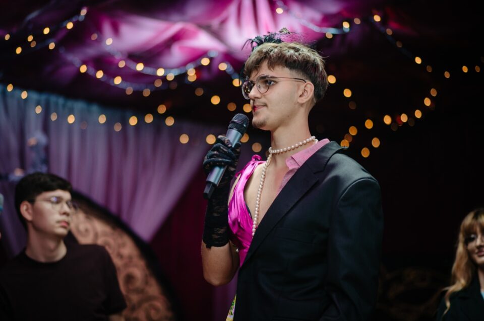 Balul Bobocilor 2025 – Midnight Masquerade la Liceul Teoretic „Iorgu Vârnav Liteanu” din Liteni: o seară de magie, rafinament și tinerețe