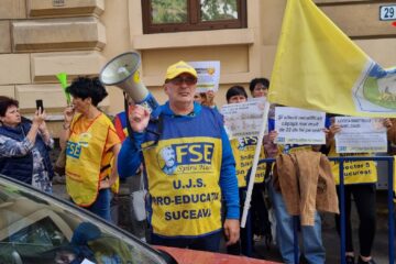 Prof. Traian Pădureț a fost reales lider al Sindicatului „Pro-Educația”. Vezi întreaga conducere Prof. Traian Pădureț a fost reales lider al Sindicatului „Pro-Educația”. Vezi întreaga conducere