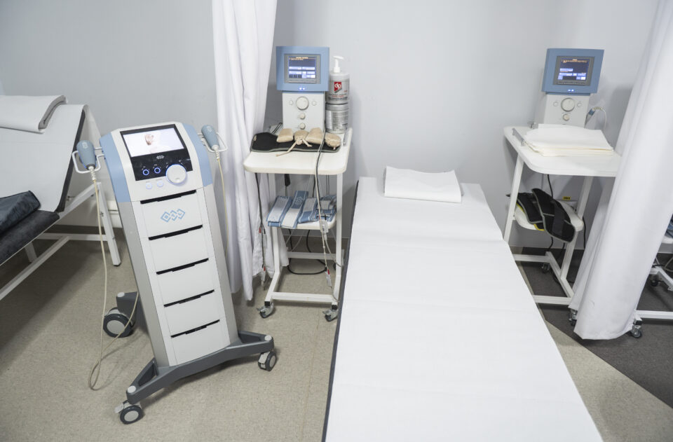 Clinica Hereditas, cea mai modernă bază de recuperare medicală din Suceava, cu bilet de trimitere CAS