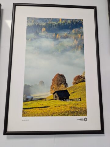 „Bucovina – Pe dealuri neumblate IV”, 30 de fotografii, 21 de expozanți, la Galeria de artă Zamca