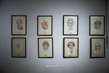 O impresionantă colecție de caricaturi realizate de artistul sucevean Ovidiu Stanciu a ajuns la Turda