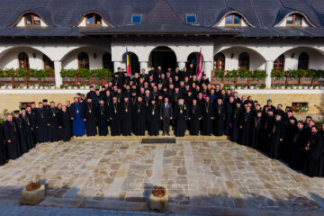 Au debutat conferințele misionar-pastorale de toamnă cu clericii de mir din Arhiepiscopia Sucevei și Rădăuților Au debutat conferințele misionar-pastorale de toamnă cu clericii de mir din Arhiepiscopia Sucevei și Rădăuților