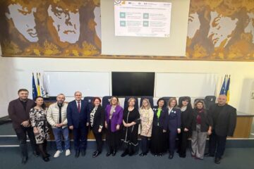 Participanţi la deschiderea cursului de formare din cadrul proiectului „Management educațional eficient și profesionist” Participanţi la deschiderea cursului de formare din cadrul proiectului „Management educațional eficient și profesionist”