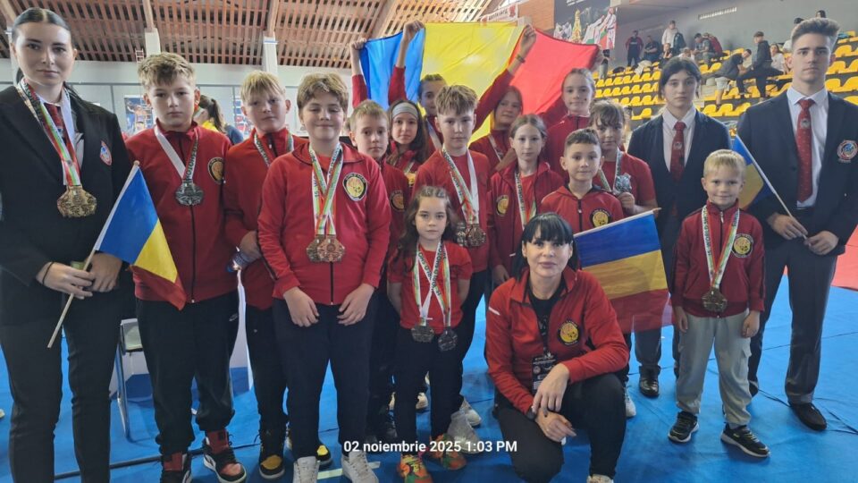 Sportivii de la Clubul KITA Suceava s-au întors multimedaliați de Mondialele de Karate WSF