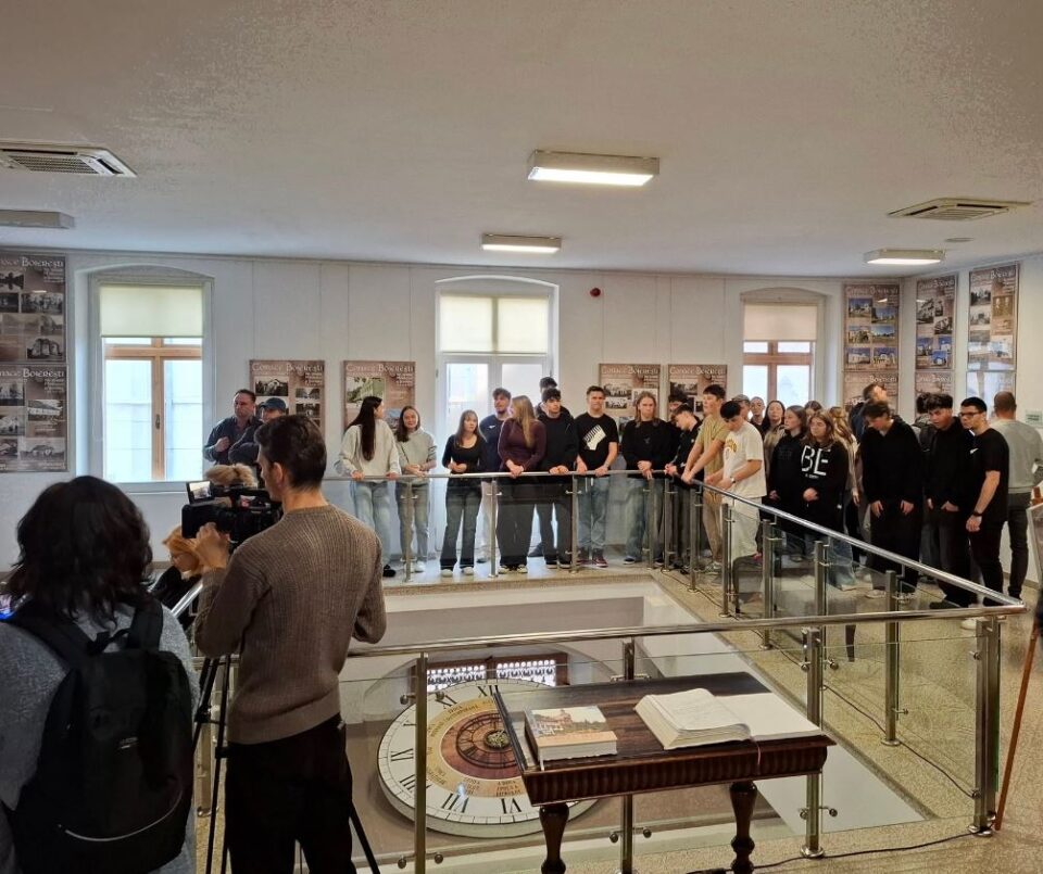 28 de panouri foto-documentare care prezintă conace boierești din nordul Moldovei și Bucovina istorică, expuse la Muzeul de Istorie