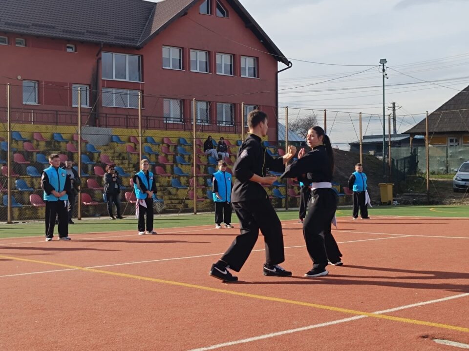 Forță, disciplină, credință și respect – lecția oferită de Clubul Hong Ha din Rădăuți