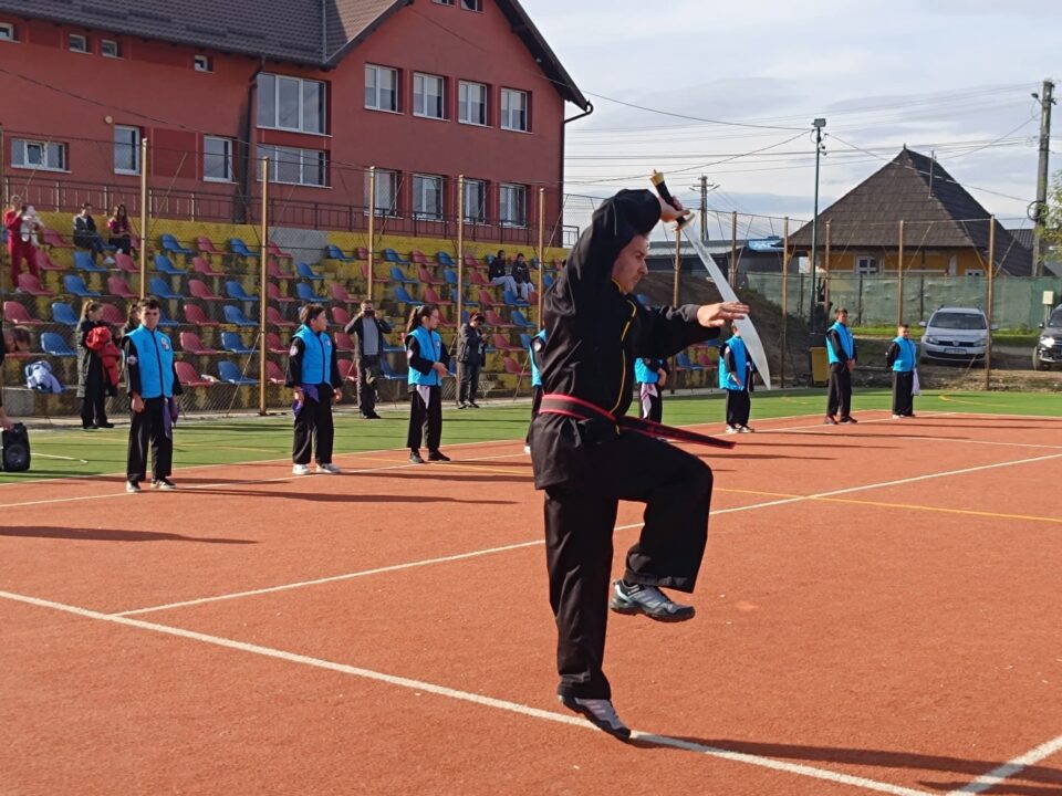 Forță, disciplină, credință și respect – lecția oferită de Clubul Hong Ha din Rădăuți