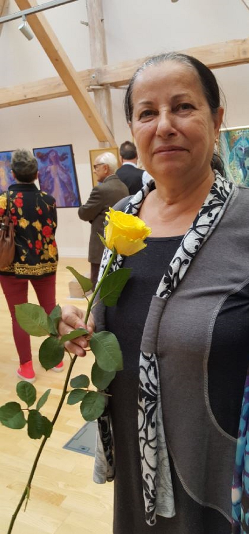 Vernisajul expoziției de pictură „Dincolo de…”, semnată de Pușa Pîslaru-Ionescu, la Muzeul de Istorie