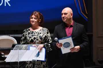 Cotidianul Monitorul de Suceava a primit „Trofeul special” la Gala Excelenței în Afaceri pentru 30 de ani de existență