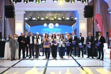 Cotidianul Monitorul de Suceava a primit „Trofeul special” la Gala Excelenței în Afaceri pentru 30 de ani de existență