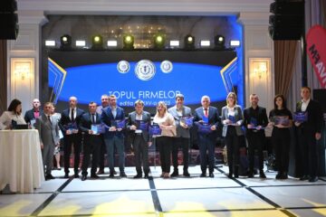 Cotidianul Monitorul de Suceava a primit „Trofeul special” la Gala Excelenței în Afaceri pentru 30 de ani de existență