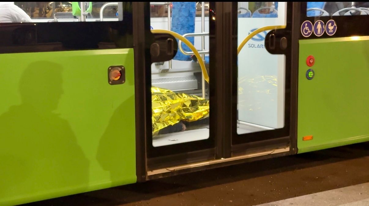 Unui bărbat i s-a făcut rău într-un autobuz și a murit