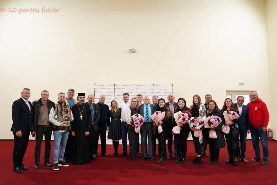 Proiectul „10 pentru folclor”, la ceas aniversar. Zece ani de activități educative și spectacole remarcabile Proiectul „10 pentru folclor”, la ceas aniversar. Zece ani de activități educative și spectacole remarcabile