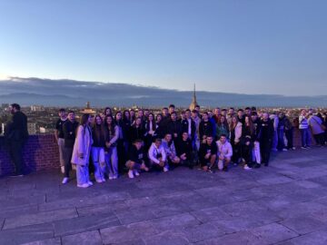 Ansamblul „Plaiurile Dornelor” – Ambasador al tradițiilor bucovinene în Italia