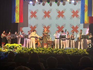 Ansamblul „Plaiurile Dornelor” – Ambasador al tradițiilor bucovinene în Italia