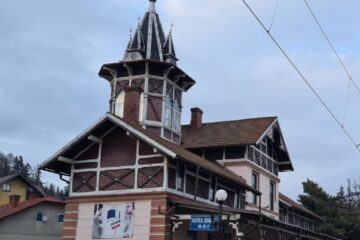 Nemulțumiri legate de închiderea pe timp de noapte a Gării Vatra Dornei Băi