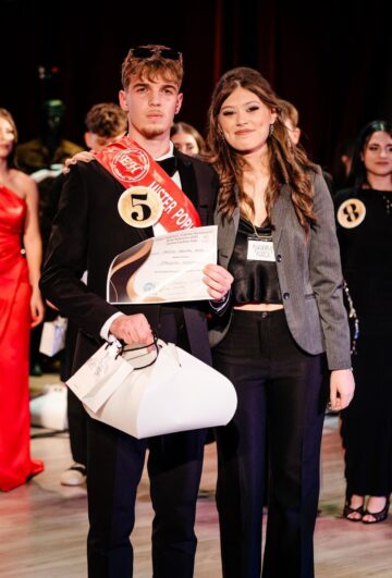 „HurmuFashionGALA” – Balul Bobocilor la Colegiul Național „Eudoxiu Hurmuzachi”