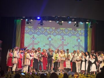 Ansamblul „Plaiurile Dornelor” – Ambasador al tradițiilor bucovinene în Italia