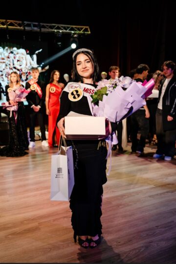 „HurmuFashionGALA” – Balul Bobocilor la Colegiul Național „Eudoxiu Hurmuzachi”