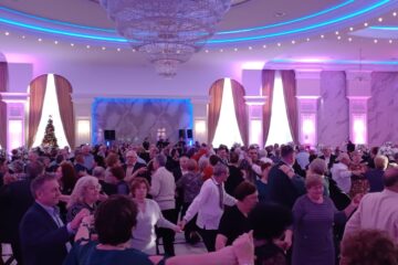 350 de bilete pentru Revelionul Pensionarilor, vândute în doar câteva ore