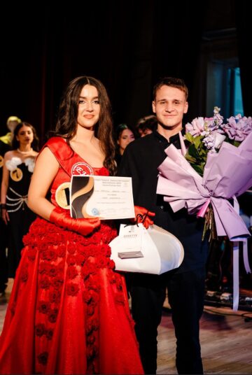 „HurmuFashionGALA” – Balul Bobocilor la Colegiul Național „Eudoxiu Hurmuzachi”