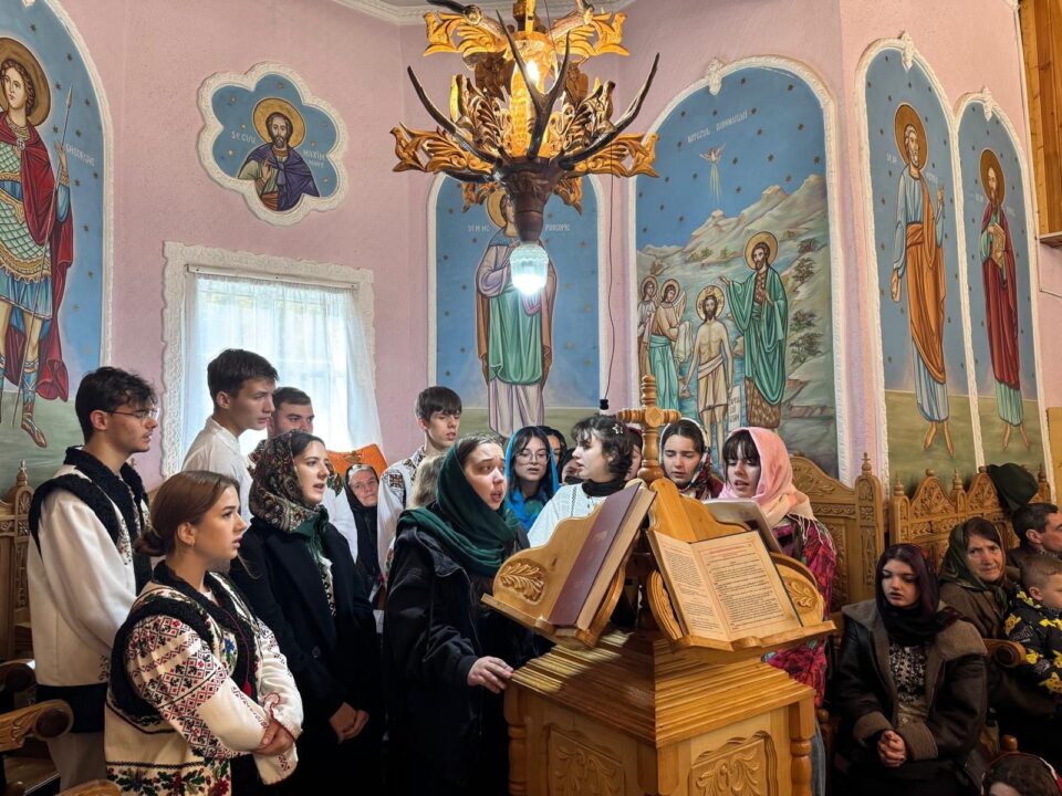 Tabăra Tinerilor Voluntari ATOS, ediția a IV-a, la Slătioara