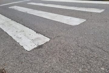 Minoră, accidentată pe trecerea de pietoni de o mașină condusă de un bărbat de 81 de ani