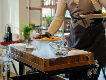 Moldavian Burger Suceava pregătește o seară specială: meniu deosebit și muzică live cu The Friends