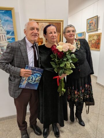 Artista Pușa Pîslaru-Ionescu, o coloristă desăvârșită, a expus „Dincolo de…”, la Muzeul de Istorie