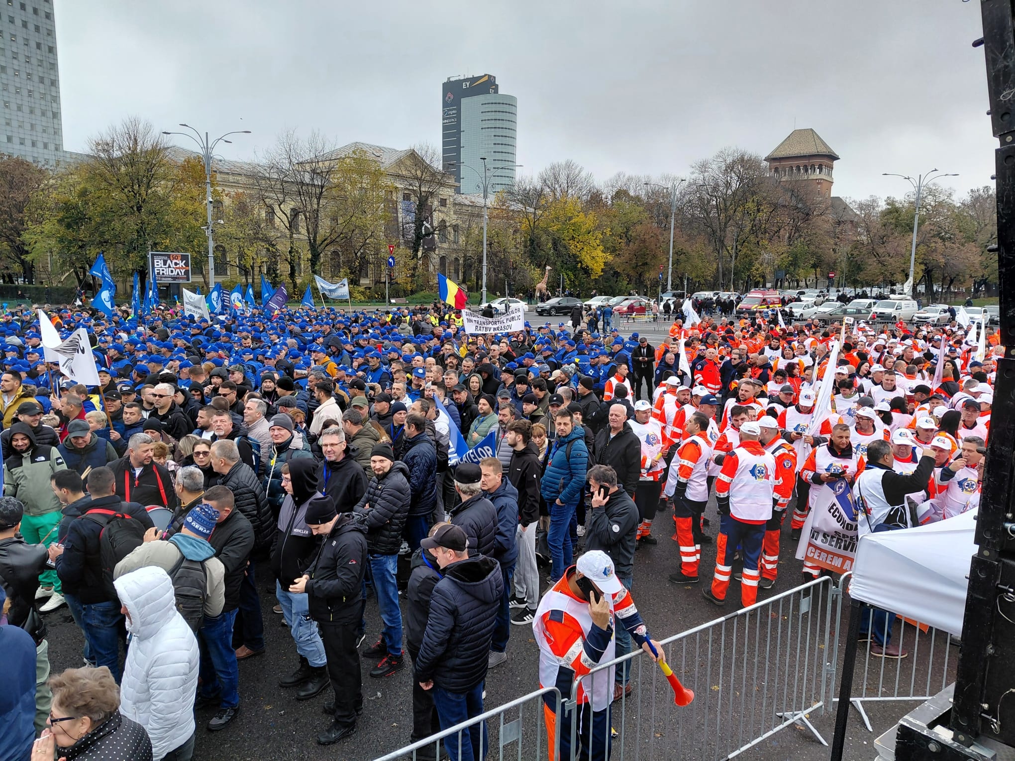 Zeci de sindicaliști de la BNS Suceava au fost la București, la mitingul împotriva austerității